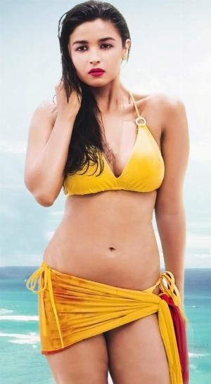 alia-bhatt-in-bikini-1.jpg Bollywood Bikini Actress Models