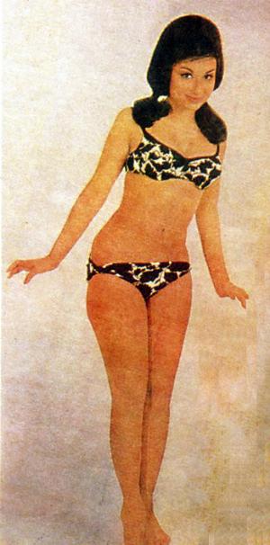sharmila_tagore_famous_bikini_shoot_1966.jpg Filmfare Magazine Hot Stills