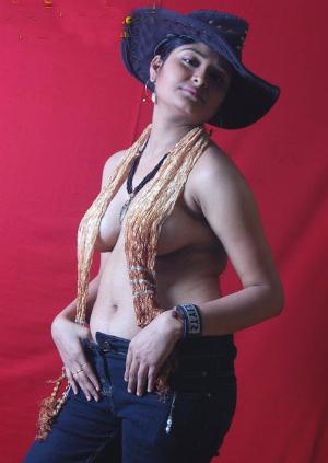 g2-indian-girls-nude-art-pics.jpg Mamta Navelkar Topless Photoshoot