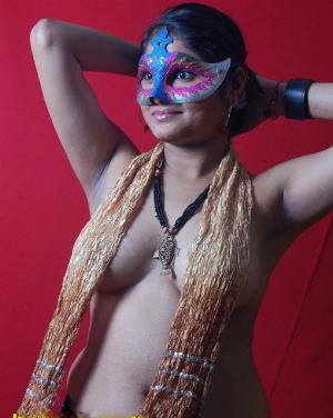 h2-indian-girls-nude-art-pics.jpg Mamta Navelkar Topless Photoshoot