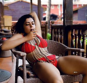 Farrah Kader Porn Sex - Hot Indian Model Farrah Kader Hot Photos and Nipples Toppless Nudes  Downloads