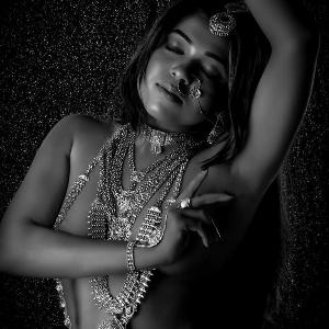 107731205_35752.jpg Riya (Jhilik) Desi Model Nude Photosession