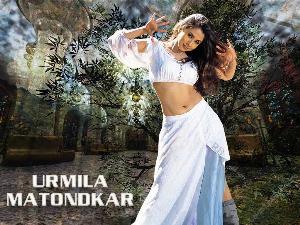 Urmila-Matondkar-wallpapers-13.jpg Bollywood Actresses